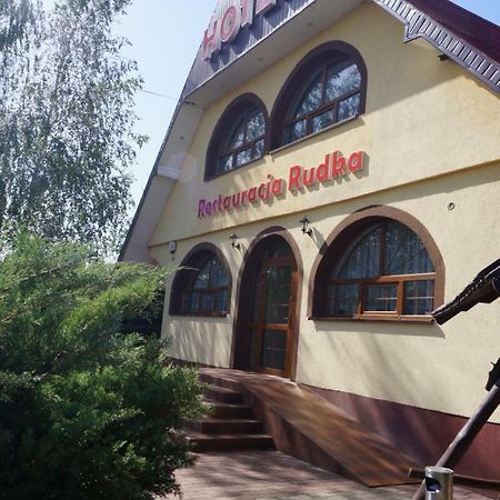 Hotel-Restauracja-Bar Rudka Ostrowiec Świętokrzyski Exteriér fotografie