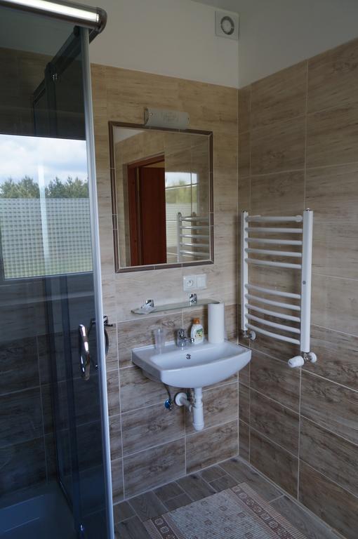 Hotel-Restauracja-Bar Rudka Ostrowiec Świętokrzyski Exteriér fotografie