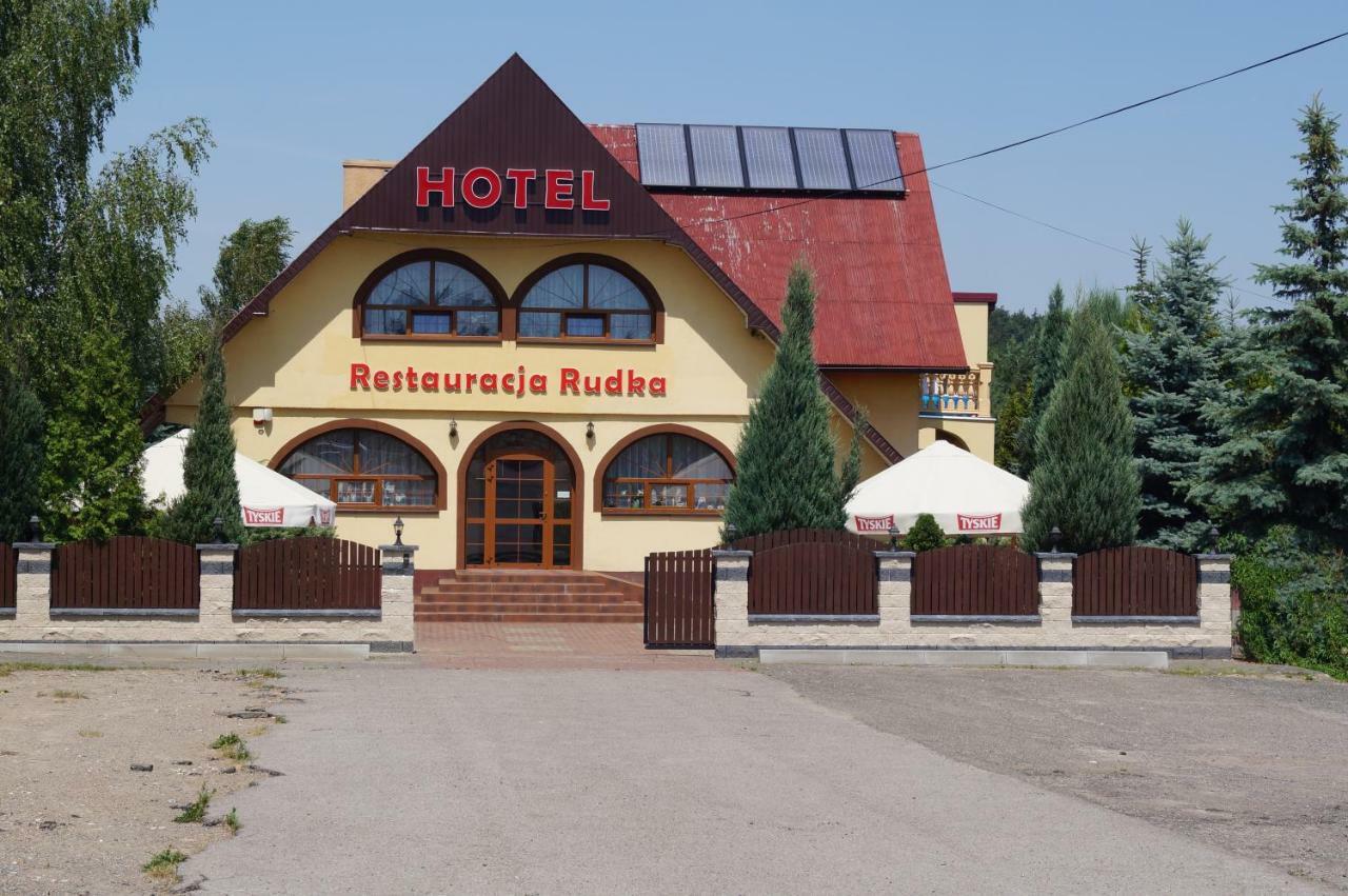 Hotel-Restauracja-Bar Rudka Ostrowiec Świętokrzyski Exteriér fotografie