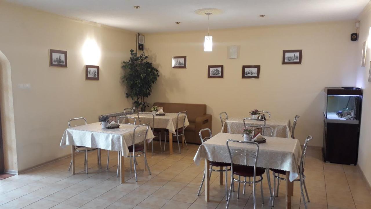 Hotel-Restauracja-Bar Rudka Ostrowiec Świętokrzyski Exteriér fotografie